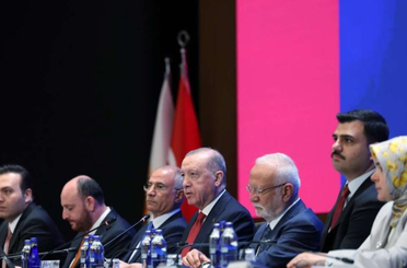 AK Parti’ye 4 yeni belediye başkanı katıldı