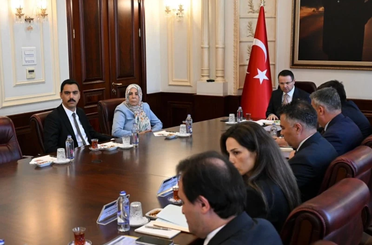 Akın Gürlek, Muhsin Yazıcıoğlu'nun ailesiyle görüştü