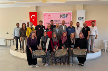 Akşehir’de çilek üretimine yeni adım