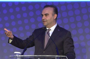 Bakan Kacır’dan dikkat çeken İHA açıklaması: Pazarın üçte ikisi Türkiye’nin
