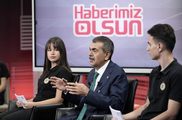 Bakan Tekin öğrencilerin sorularını yanıtladı: Eğitim sisteminin merkezinde “iyi insan olmak” olmalı