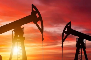 Brent petrol 100 dolara dayandı! Piyasalarda alarm