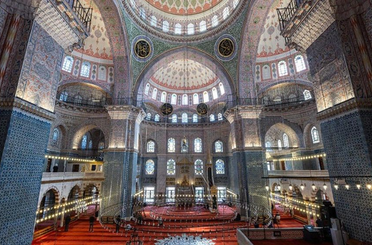 Cuma hutbesinde Güzel Ahlak “İmanın Vazgeçilmezidir” Mesajı