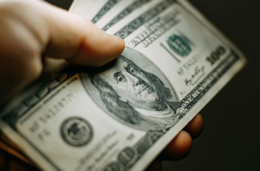 Dolar ve Euro’da günün ilk rakamları belli oldu