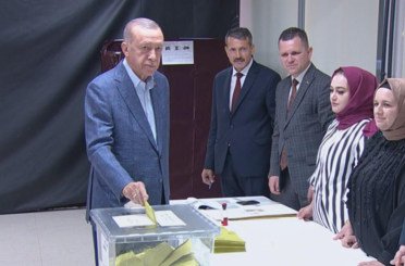 Erdoğan’dan dikkat çeken seçim mesajı: "Yaklaşan seçim..."