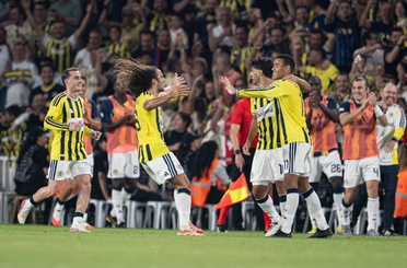 Fenerbahçe, Sturm Graz'ı iki golle yıktı!