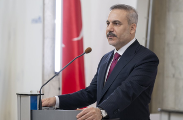 Fidan, Fransa Dışişleri Bakanı Barrot ile görüştü: Gündemde bölgesel krizler var
