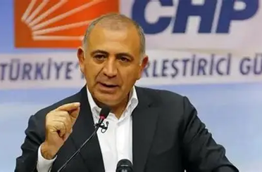 Gürsel Tekin’in görevi sona erdi! CHP İstanbul’da yeni dönem