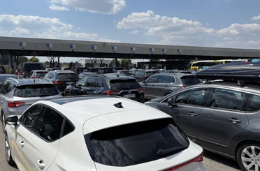 Memleketten ayrılığın hüznü: Kapıkule'de gurbetçi dönüşü başladı