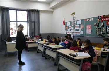 Okullarda uyum süreci başlıyor: Kamu çalışanı velilere idari izin