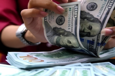 Piyasanın yıl sonu dolar ve enflasyon beklentisi belli oldu