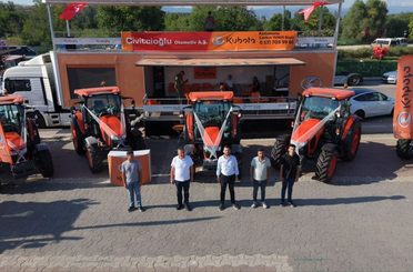 Taşköprü’de Japon rüzgarı: Kubota Traktör Çivitçioğlu güvencesiyle çiftçiyle buluşuyor