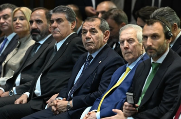 Üç büyük kulübün başkanları önünde açıkladı: Turki Al-Sheikh hangi takımı tutuyor?
