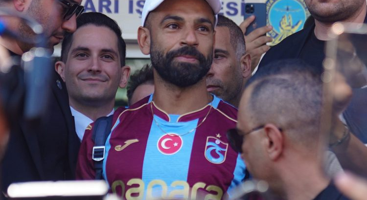 Dünyaca Ünlü Yıldız Resmen Trabzonspor'da