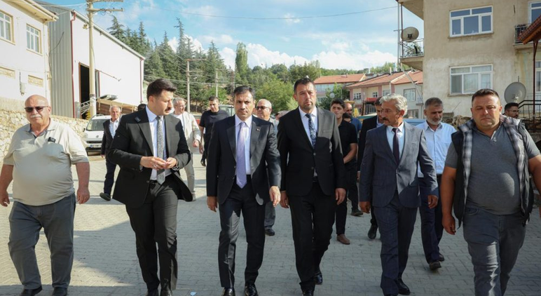 AK Parti il başkanı Özgökçen Doğanhisar’da Saha ve Üretim Ziyaretleri Gerçekleştirdi