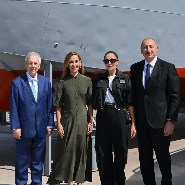 aziz-yildirim-azerbaycan-cumhu-419ad74758-8641_5_m.webp