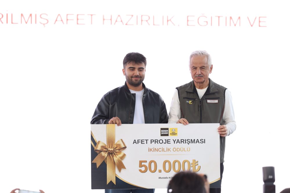 f42OBsYmiSPUDQzT4NyKye9YnjE3b3NF6Wa9bTpv.jpg